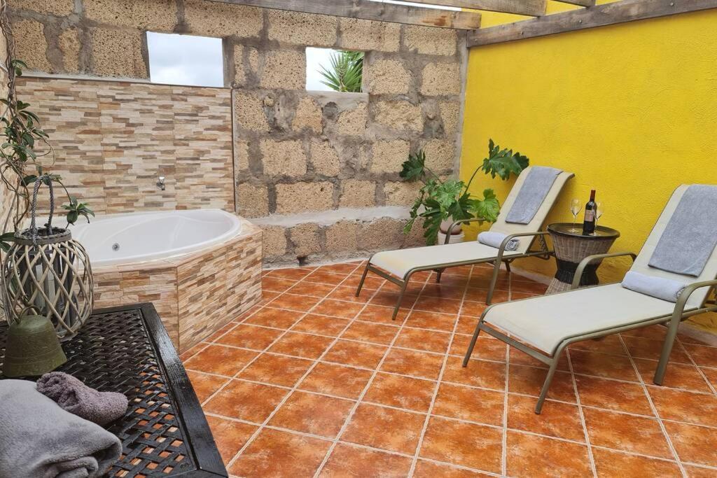 Lovely Two Bedroom Apartment With Amazing View Tejina de Isora Eksteriør billede