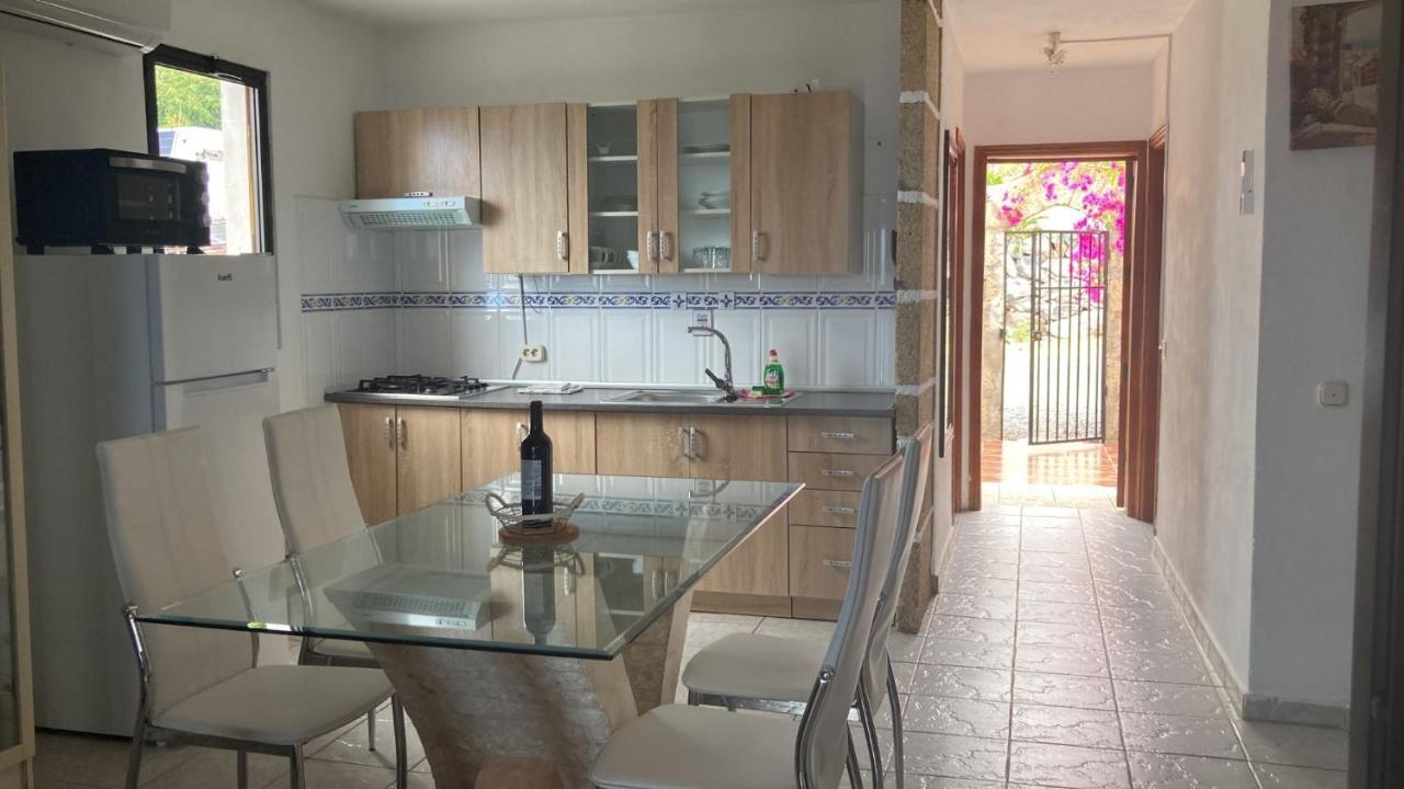 Lovely Two Bedroom Apartment With Amazing View Tejina de Isora Eksteriør billede